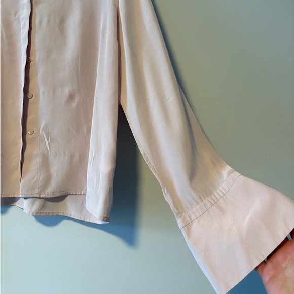 100% silk button up blouse - Picture 2 of 4
